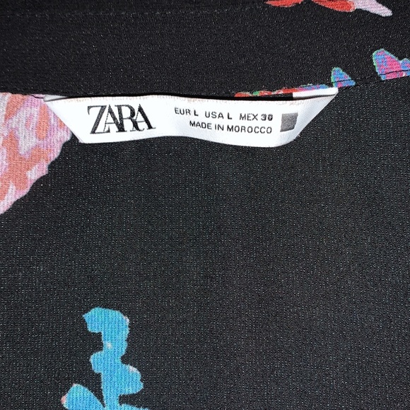 Zara | Long Sleeve Button Down - Picture 7 of 7
